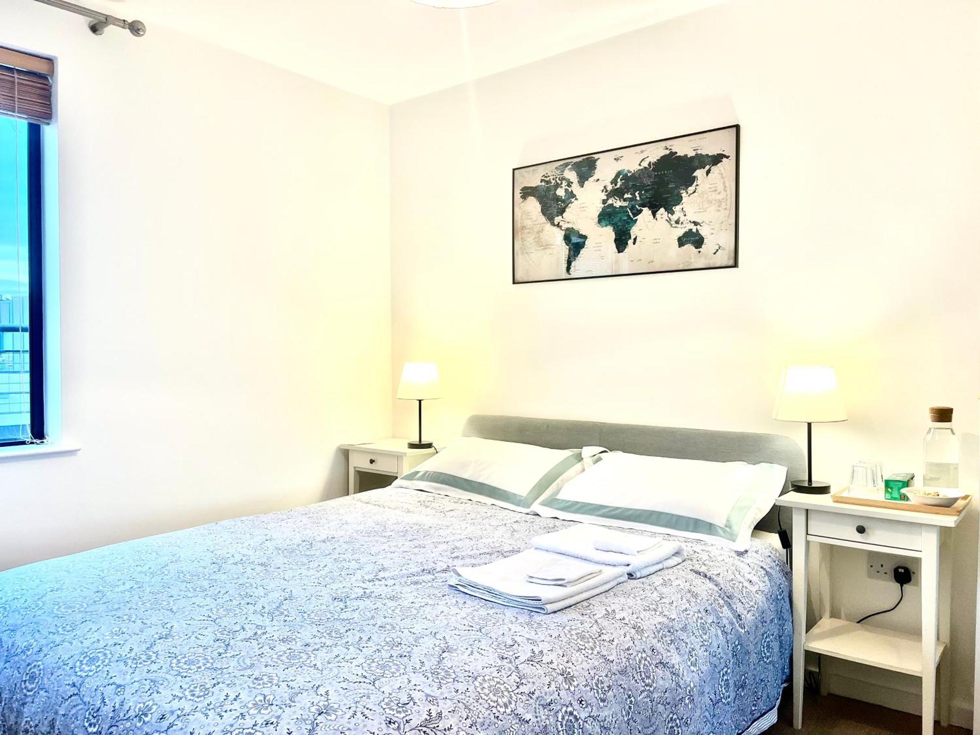 The Room King Size Bed And Private Bathroom دبلن المظهر الخارجي الصورة