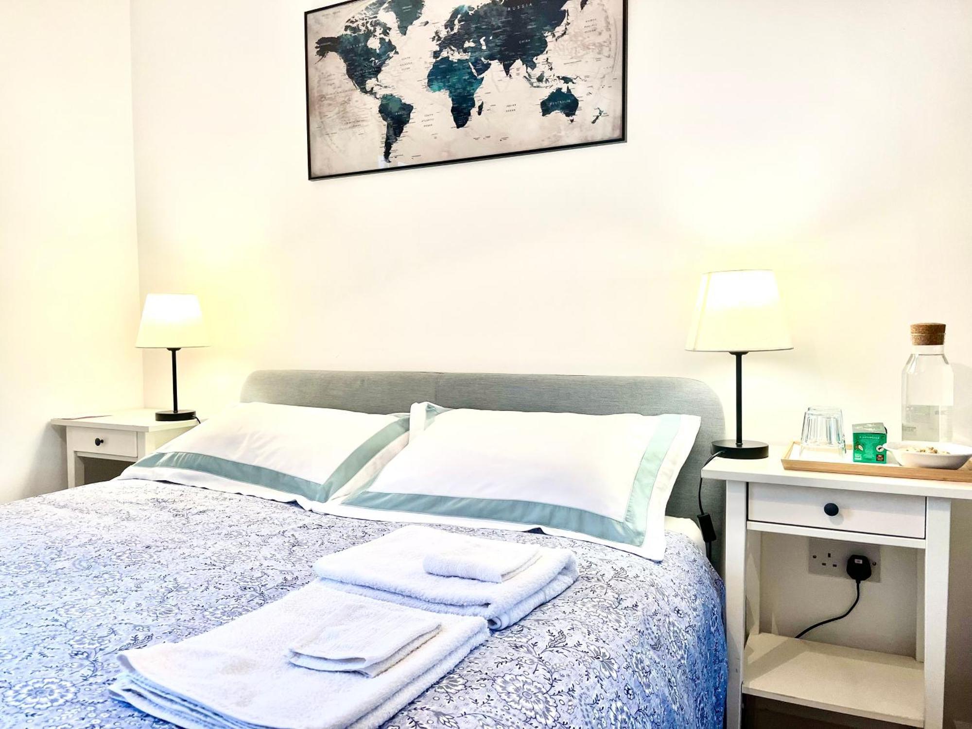 The Room King Size Bed And Private Bathroom دبلن المظهر الخارجي الصورة